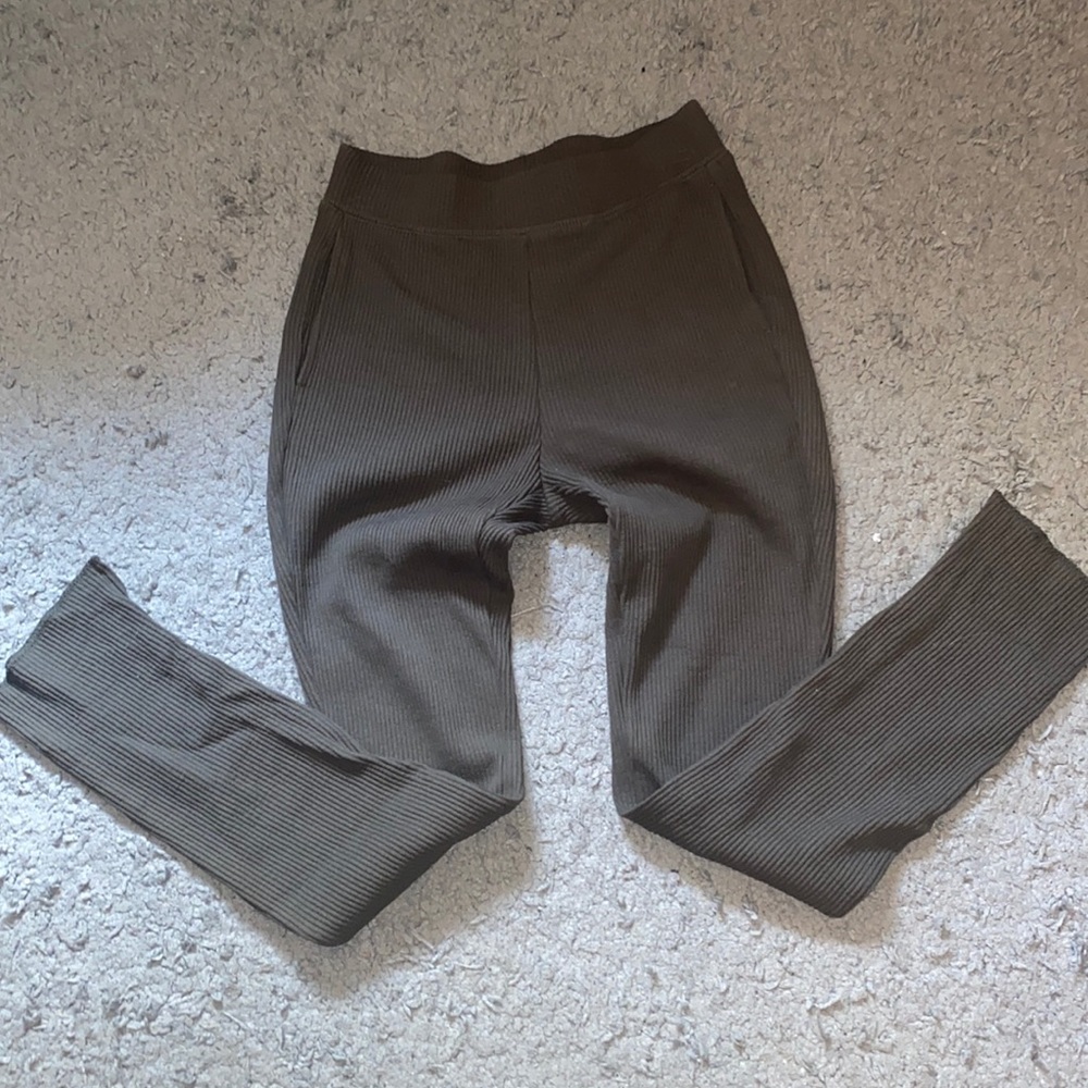 Ribbed stretch pants w pockets